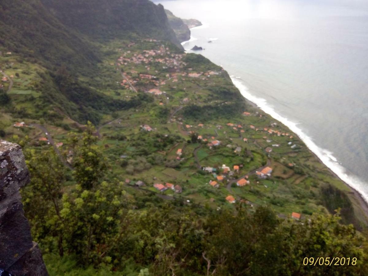 Sunny Flat In Machico City Екстериор снимка